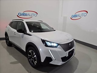 PEUGEOT E-2008 allure pack 100kw