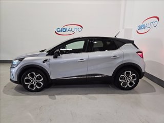 RENAULT Captur 1.6 e-tech hybrid intens 145cv auto