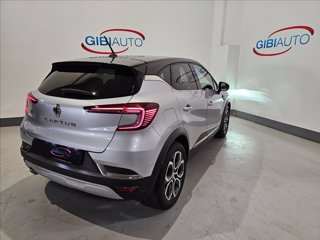 RENAULT Captur 1.6 e-tech hybrid intens 145cv auto